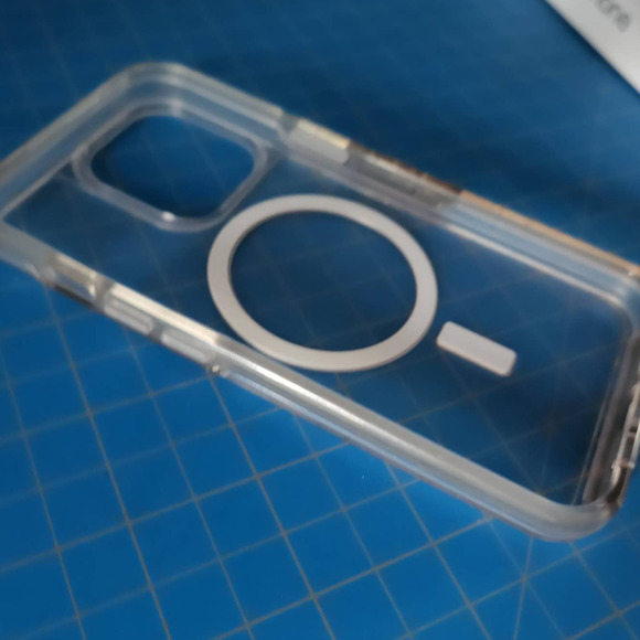 Otter Box Clear Antimicrobial Phone Case with MagSafe for iPhone 13 - Picture 1 of 4